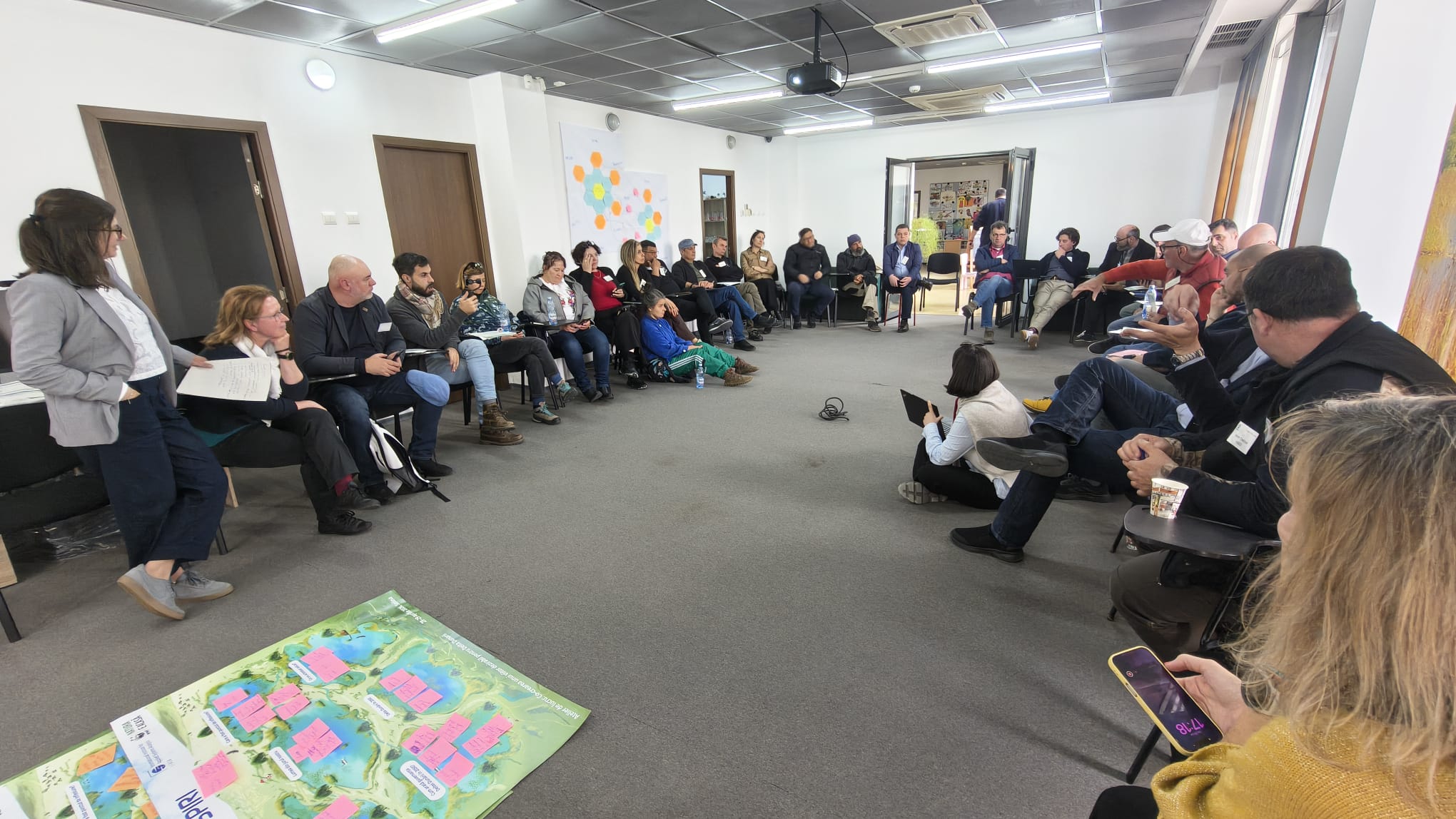 Over 30 people from Sulina, Sfântu Gheorghe, Chilia Veche, Dunavăț and Tulcea came together for two days to picture what a thriving Danube Delta could look like, and what it would take to get there. The two-day event brought together scientists, authorities, entrepreneurs, artists and representatives of civil society.